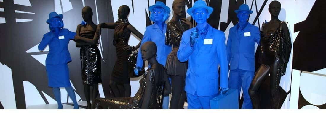 Die Blue Men treten mit Walking Acts auf der Messe Euroshop auf